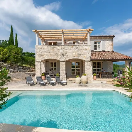 Villa Habibi In Sovinjak - Haus Fuer 8 Personen *